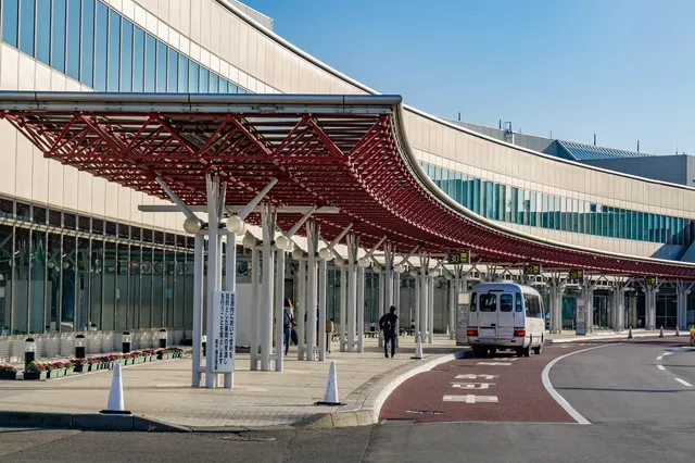 How to Get from Haneda Airport to New Chitose Airport: Fares and Travel FAQs Answered