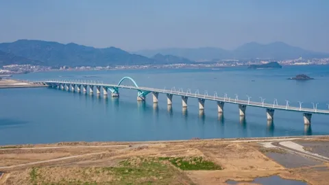 Complete Guide to Kitakyushu Airport Sightseeing | From the Foot Bath and Observation Deck to Hiraodai and Mojiko Retro