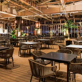 Complete Guide to Fukuoka Airport Cafés | Work-Friendly Spots with Power Outlets & Wi-Fi, Before and After Security