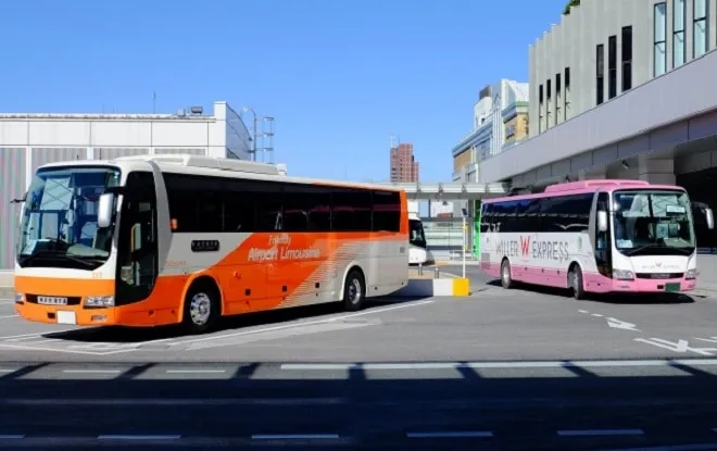 羽田空港のリムジンバスは予約が必要？予約方法・乗り方を徹底解説！