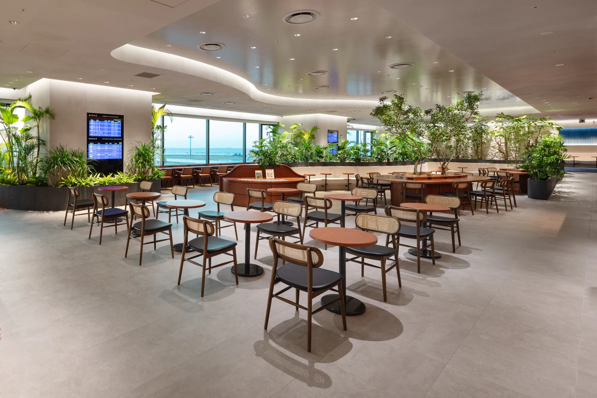 LOUNGE HANA