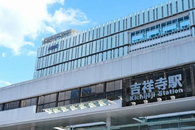 How to Get from Kichijoji to Haneda Airport by Bus: The Best Transport Options Explained
