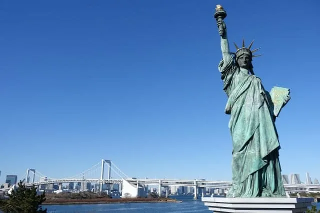 お台場から羽田空港へバスで行くには？交通手段を料金・時間で徹底比較