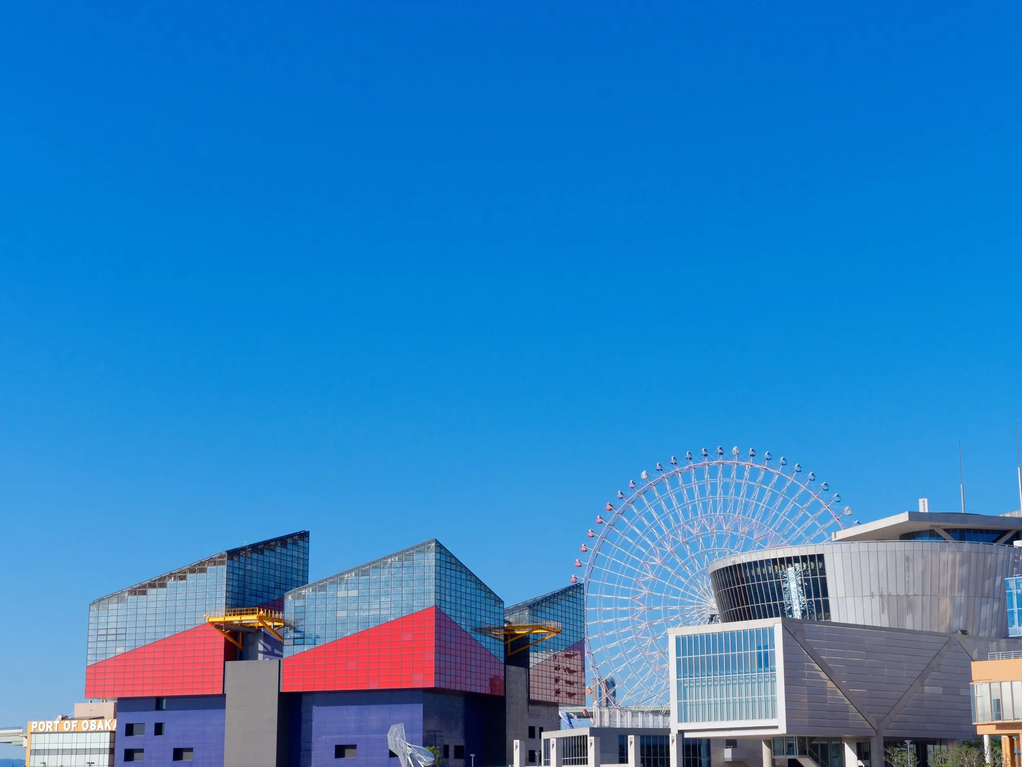 Kaiyukan Aquarium and Tempozan Giant Ferris Wheel